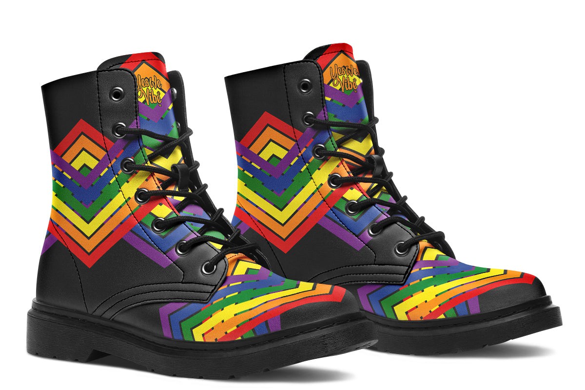 Boots-ColorfulZigzagLines-YWV-36838-HFboots-Blk-STR9-YWV.jpg